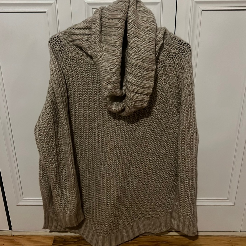 Women’s XS Brown Oversized Cowl Neck Sweater